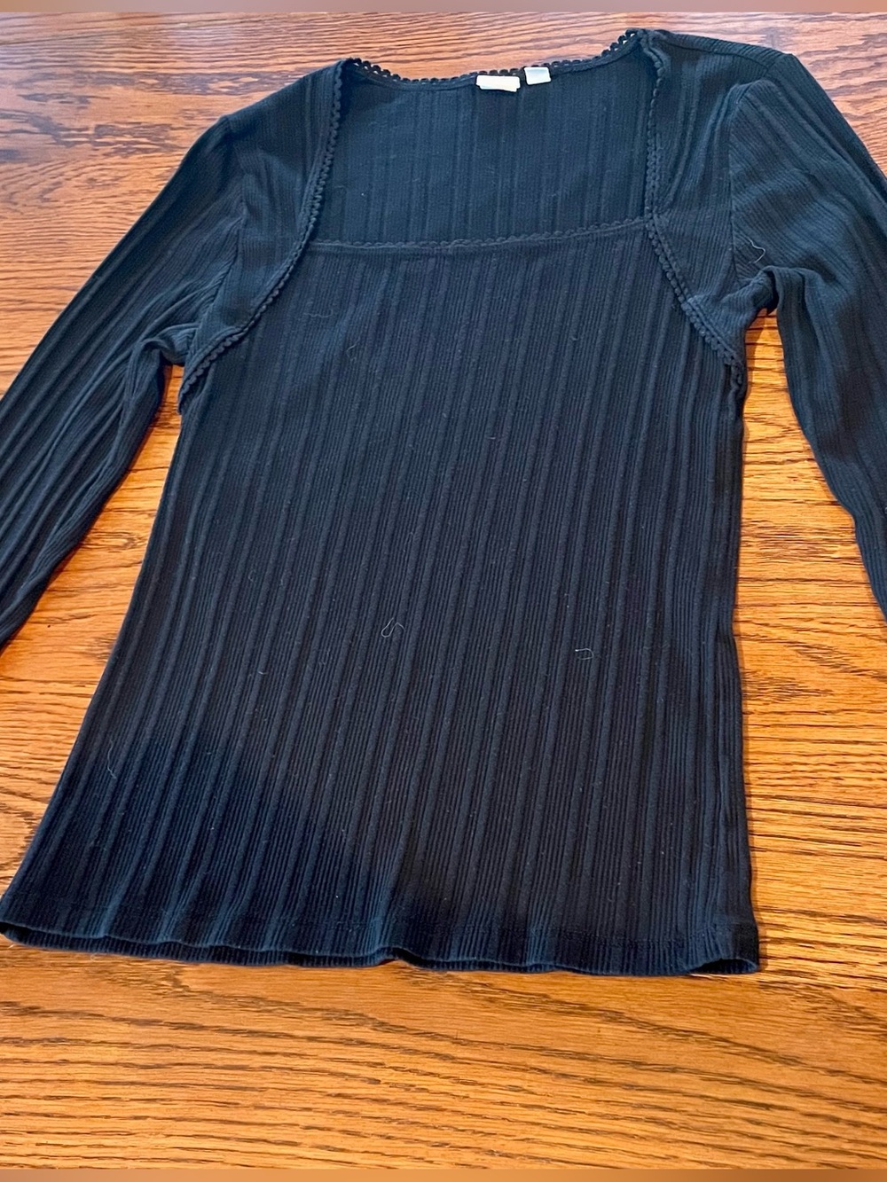 GAP Black Ribbed Top with Scalloped Trim